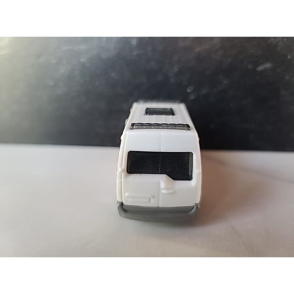 2011 Mattel Ambulance Toy Car - Picture 4 of 10